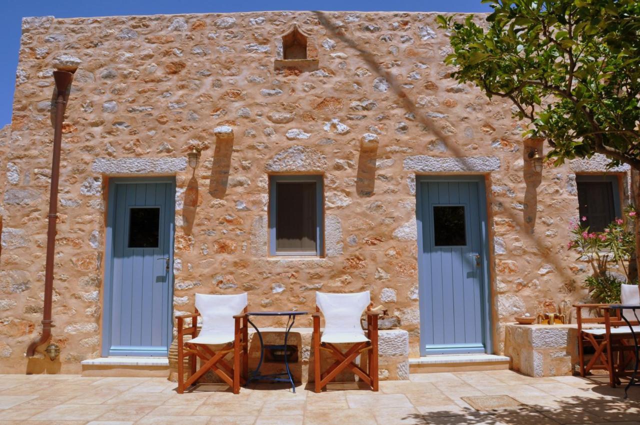 Petrounis Hotel Areopoli Exterior photo
